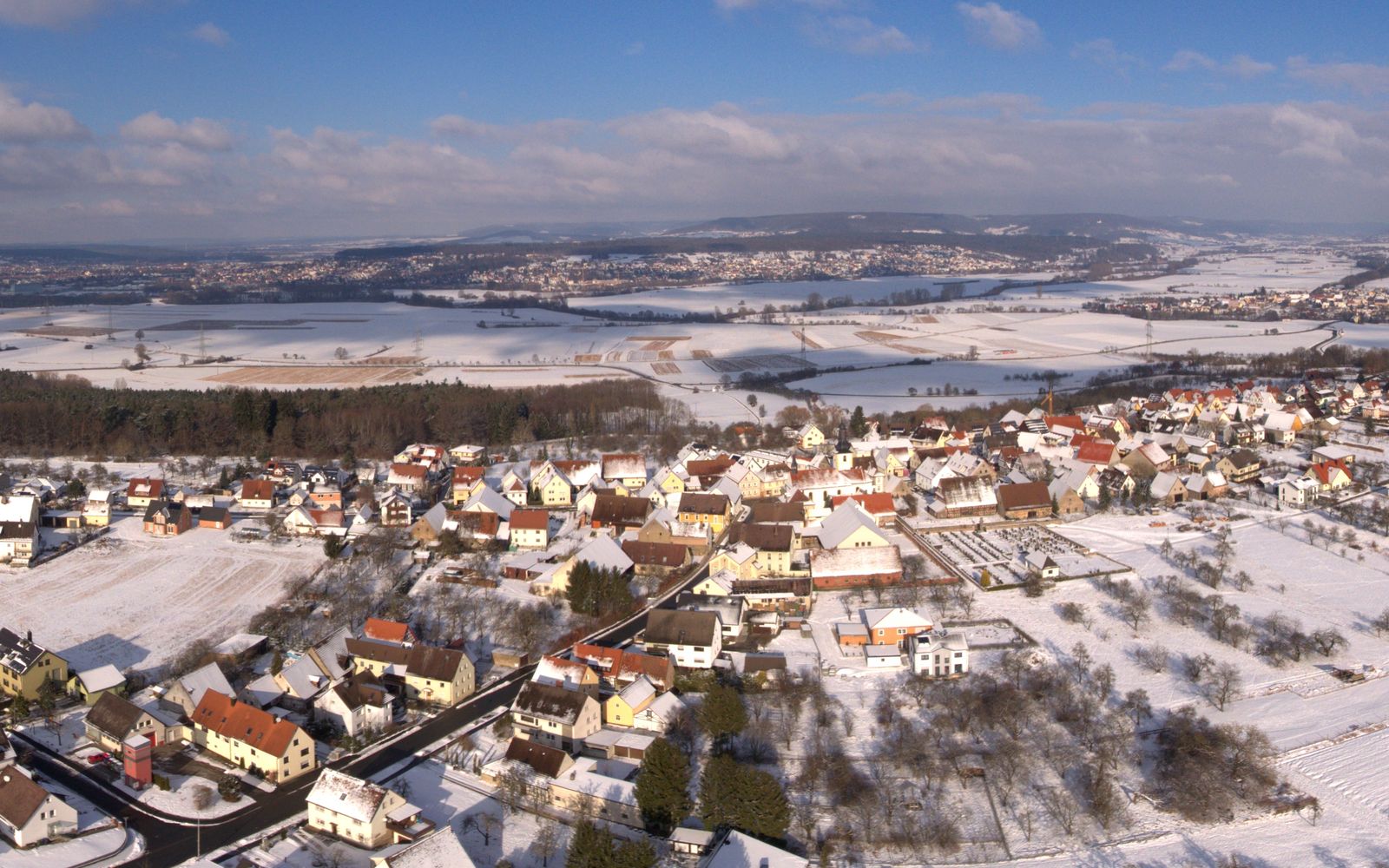 Pinzberg in the snow, from the air