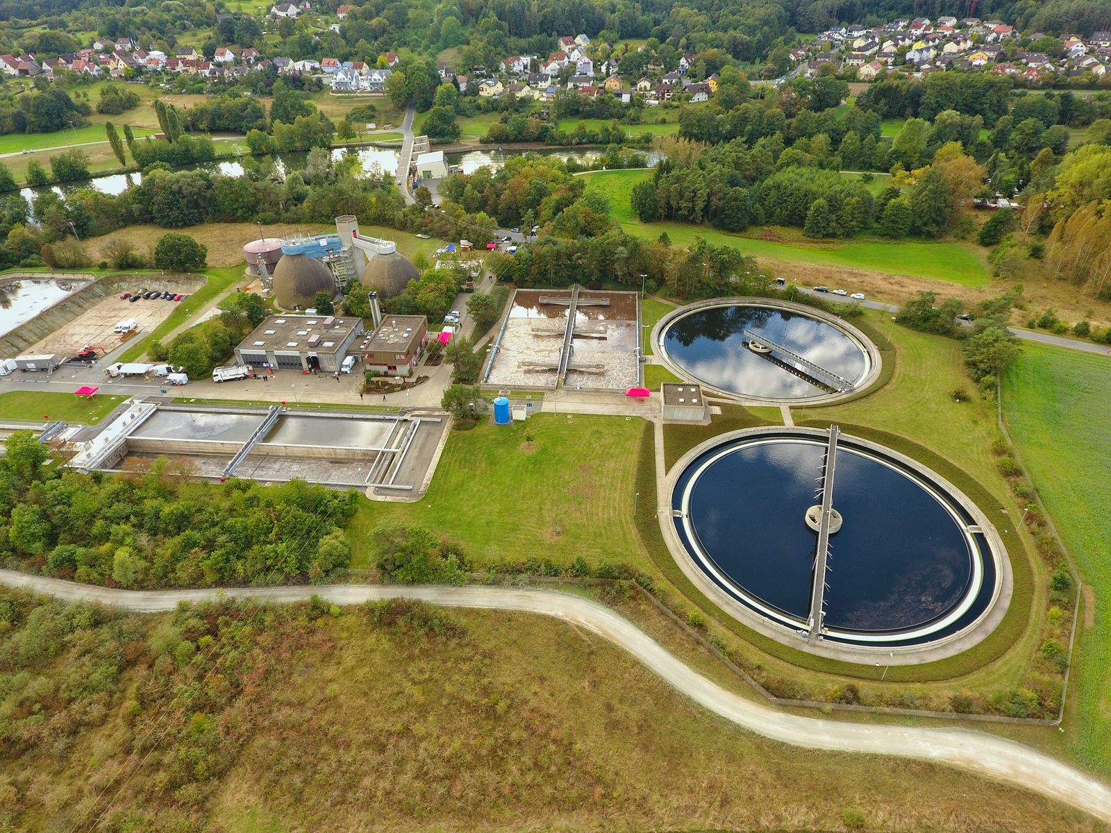 Forchheim sewage treatment plant from the air